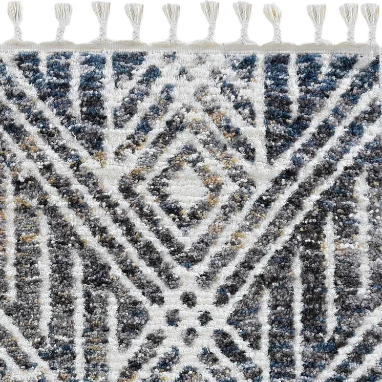 5' X 8' Gray and Ivory Geometric Area Rug