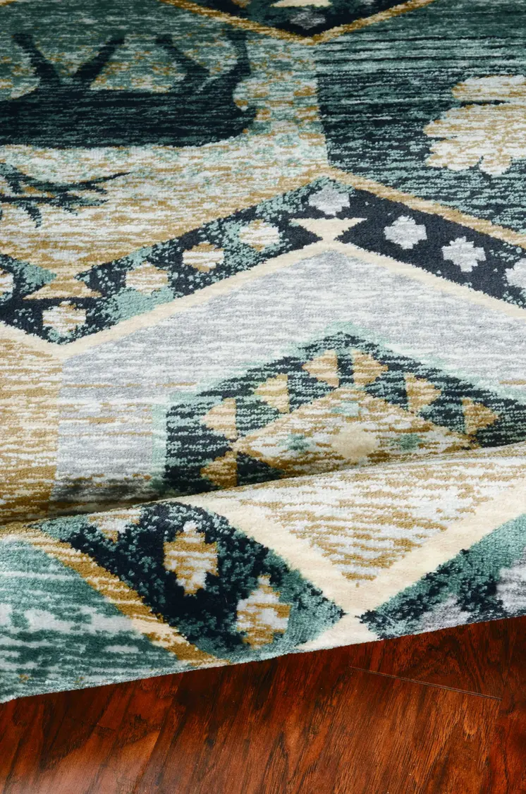 5' X 8' Blue And White Geometric Area Rug