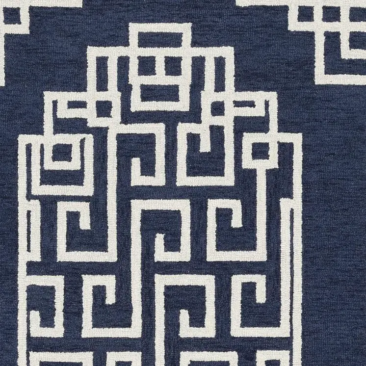 2' X 4' Ivory Wool Medallion Hand Tufted Area Rug