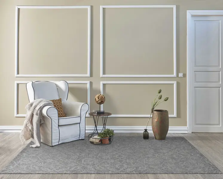 7' X 10' Gray and Light Gray Wool Floral Hand Tufted Area Rug
