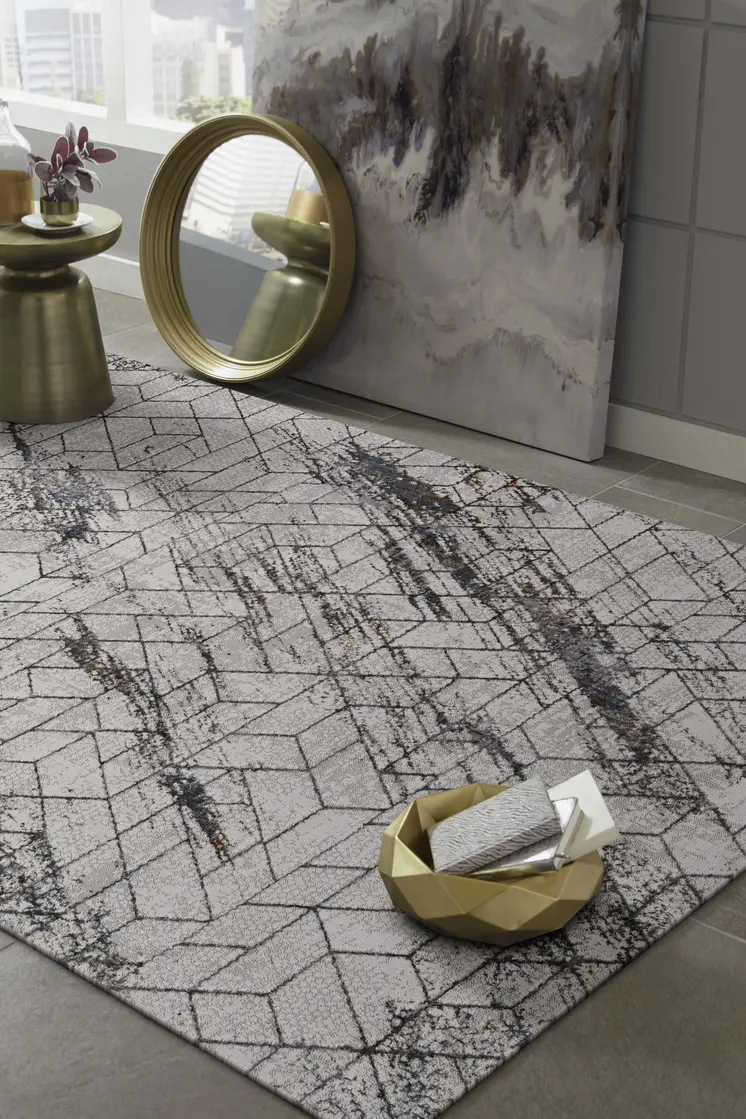 10' X 13' Ivory Area Rug