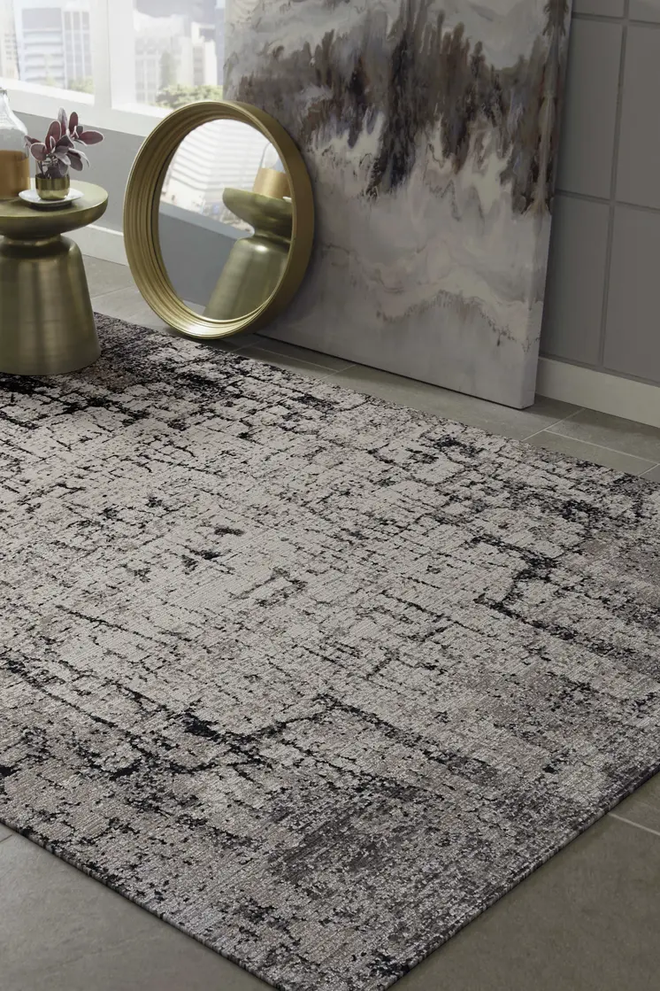 8' X 11' Gray And Ivory Abstract Area Rug With Fringe