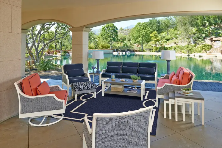 2' X 3' Blue And Ivory Handmade Indoor Outdoor Area Rug
