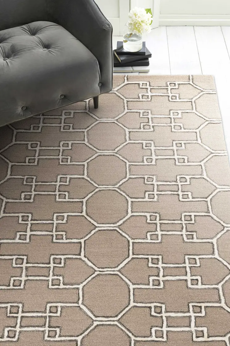 5' X 7' Gray and Ivory Wool Geometric Hand Tufted Area Rug