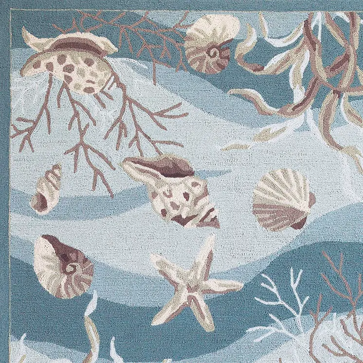 5' X 8' Green White And Brown Seashell Hand Hooked Area Rug