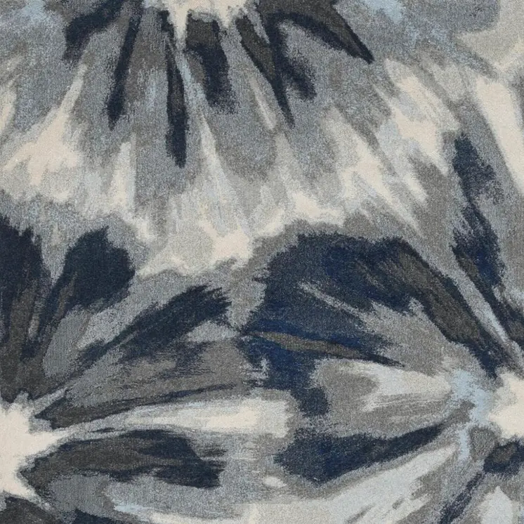 8' X 11' Ivory And Blue Floral Area Rug