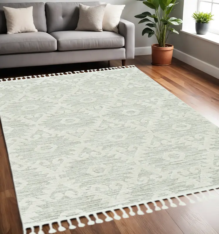 5' X 8' Beige and Ivory Geometric Area Rug