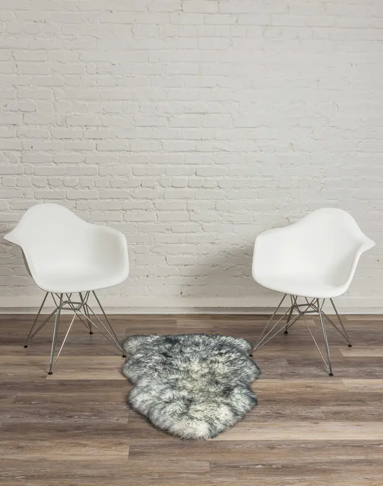 2' X 3' Gray Shag Area Rug