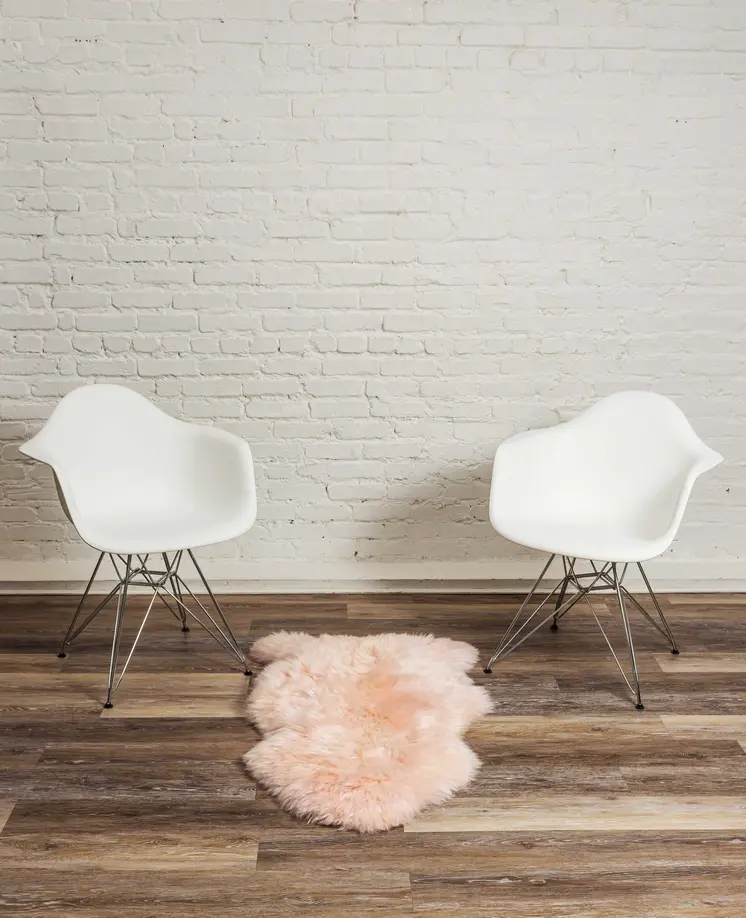 2' X 3' Rose New Zealand Natural Shearling Sheepskin Rug