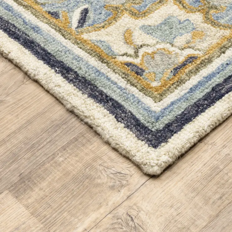 8' X 10' Blue And Ivory Bohemian Rug