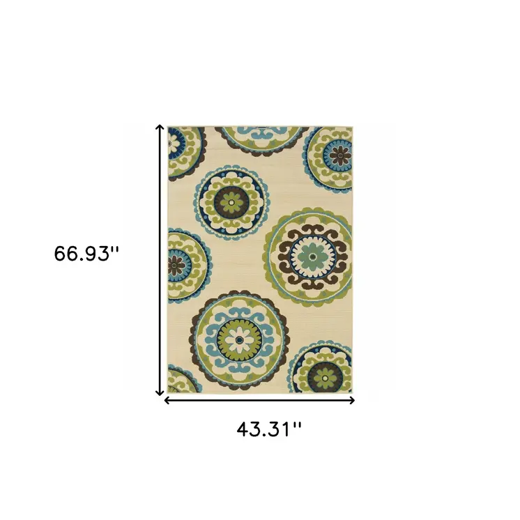 4' X 6' Green And Ivory Floral Indoor Outdoor Area Rug
