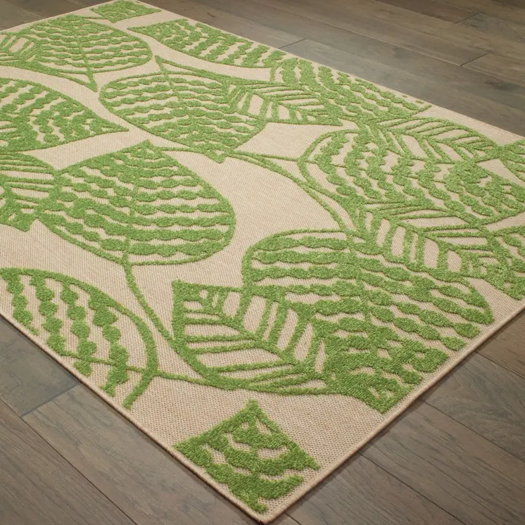 4' X 5' Green Floral Indoor Outdoor Area Rug