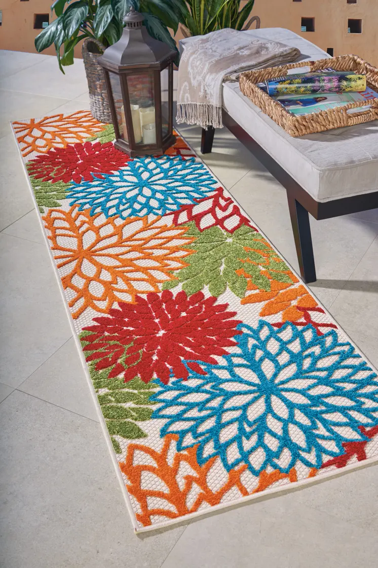 8' Green And Ivory Indoor Outdoor Area Rug