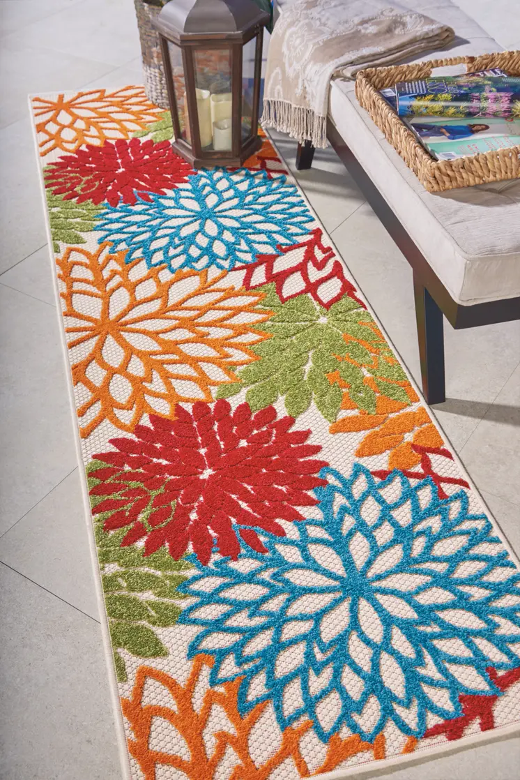 8' Green And Ivory Indoor Outdoor Area Rug