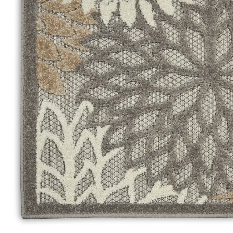 8' Gray And Ivory Indoor Outdoor Area Rug