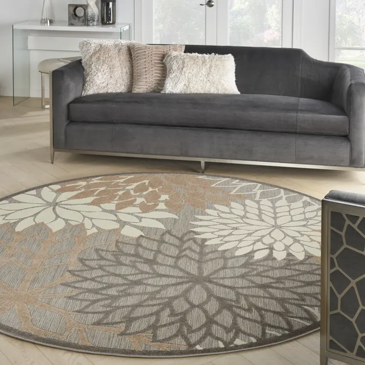 8' Gray And Ivory Round Indoor Outdoor Area Rug