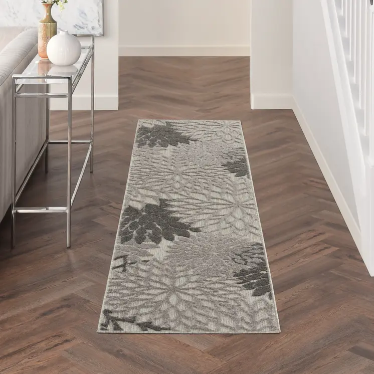 8' Gray Indoor Outdoor Area Rug