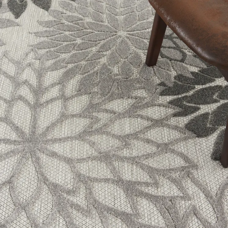5' Gray Round Indoor Outdoor Area Rug