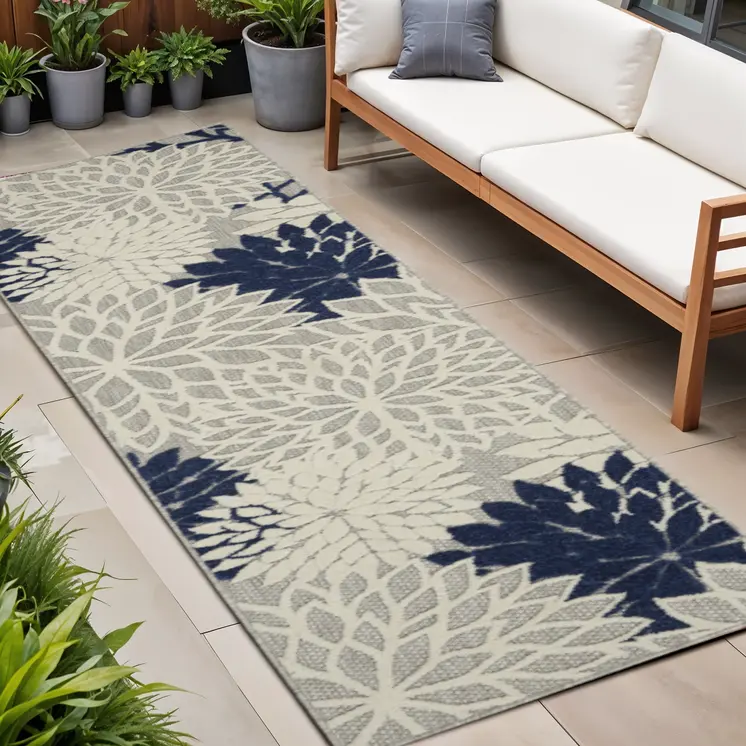 8' Ivory And Blue Indoor Outdoor Area Rug