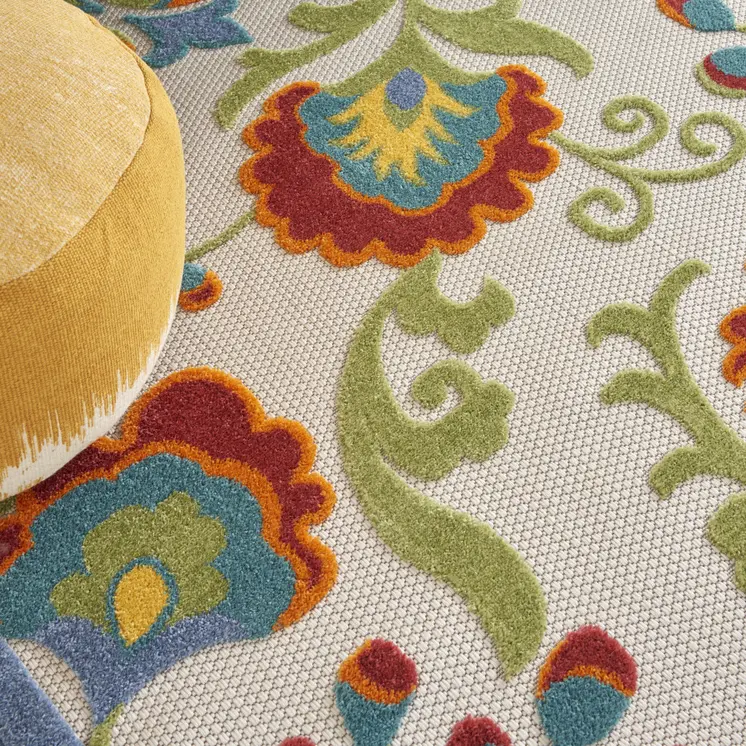 7' X 10' Green And Ivory Handmade Indoor Outdoor Area Rug