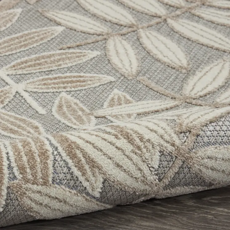 4' X 6' Gray And Ivory Floral Indoor Outdoor Area Rug