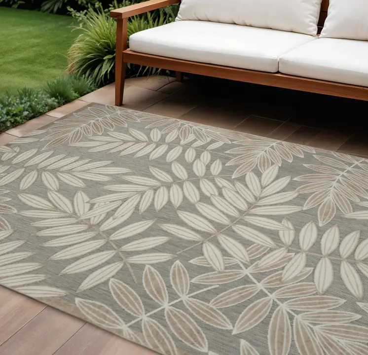 6' X 9' Gray And Ivory Floral Indoor Outdoor Area Rug