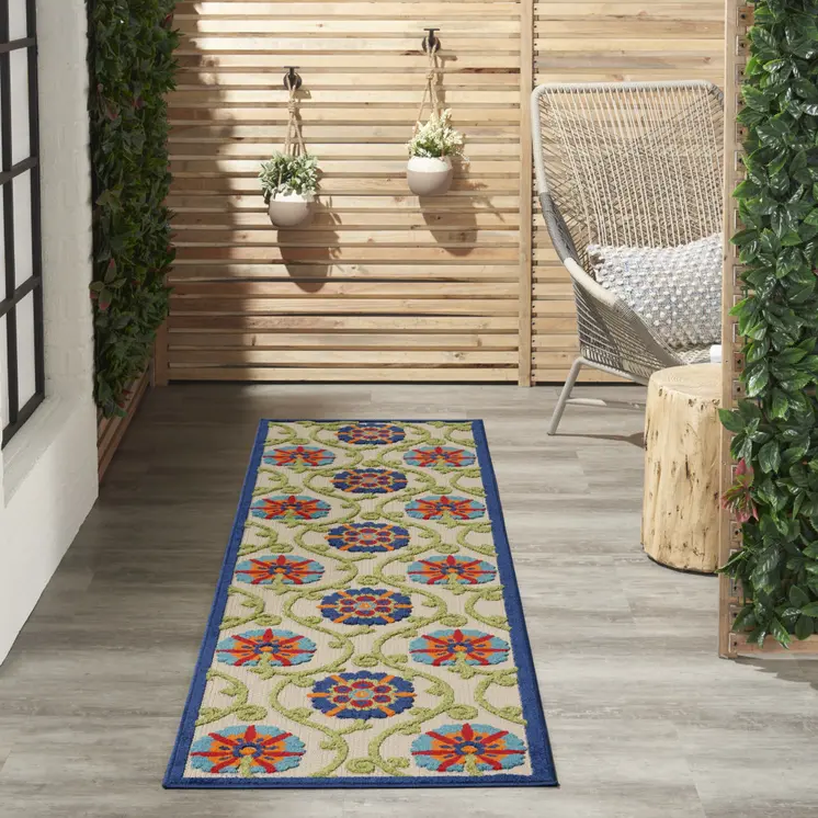 6' Ivory And Blue Indoor Outdoor Area Rug