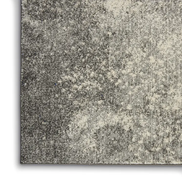 4' X 6' Ivory And Blue Floral Area Rug