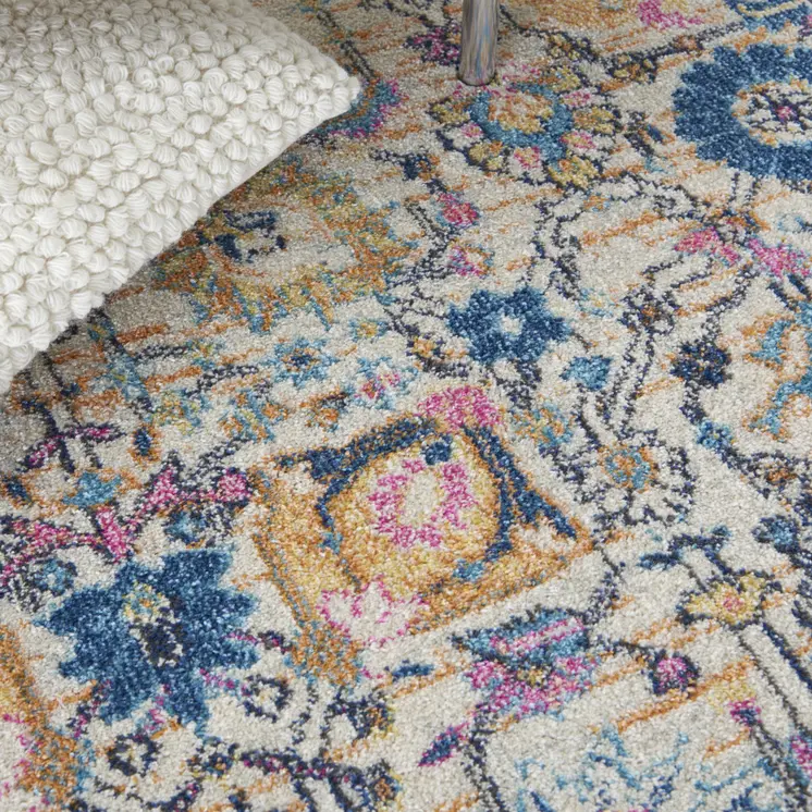 5' X 7' Ivory And Blue Floral Area Rug