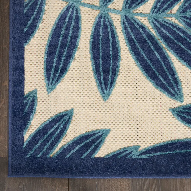 6' X 9' Blue And Ivory Floral Indoor Outdoor Area Rug