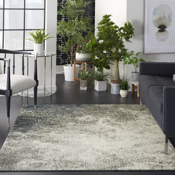 5' X 7' Gray And Ivory Abstract Area Rug