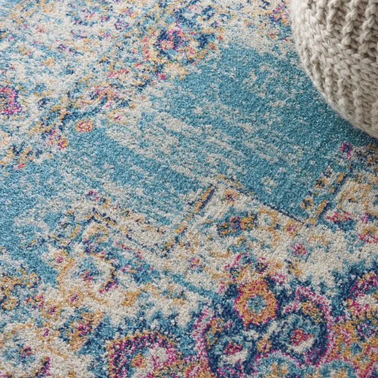 4' X 6' Blue And Ivory Southwestern Distressed Area Rug