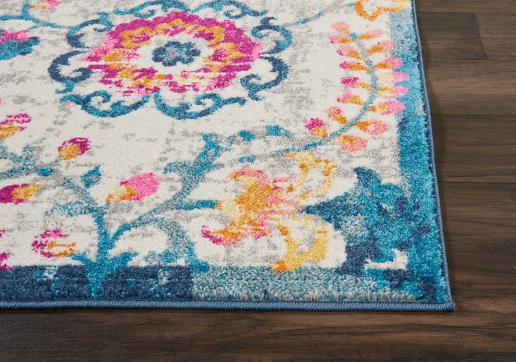 4' X 6' Ivory And Blue Floral Area Rug