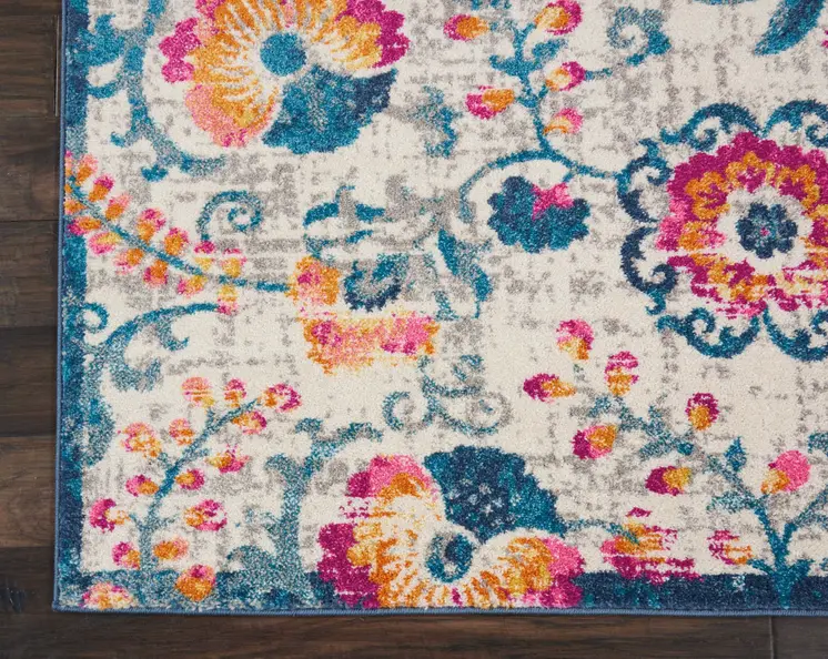 4' X 6' Ivory And Blue Floral Area Rug