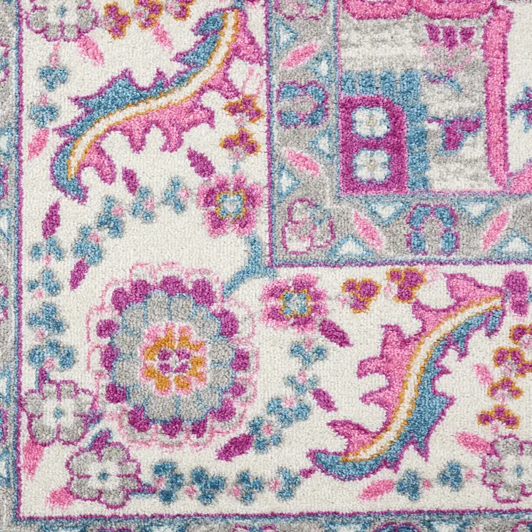 7' X 10' Light Gray And Pink Medallion Area Rug