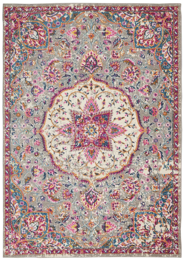 5' X 7' Gray And Ivory Medallion Area Rug