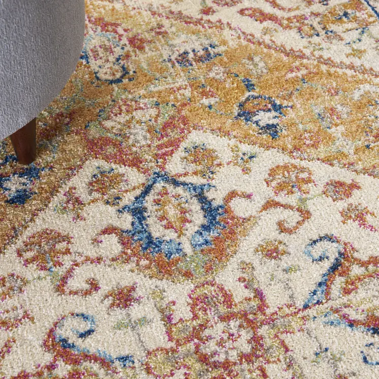 4' X 6' Yellow And Ivory Medallion Area Rug