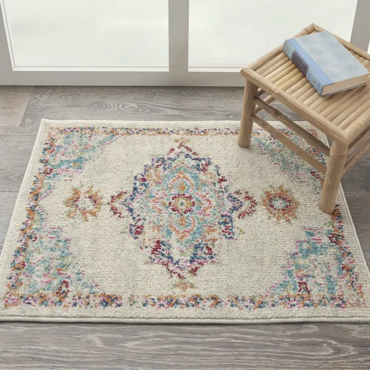 2' X 3' Gray And Ivory Medallion Distressed Area Rug