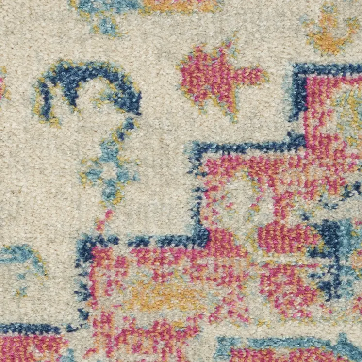 4' X 6' Pink And Ivory Southwestern Distressed Area Rug