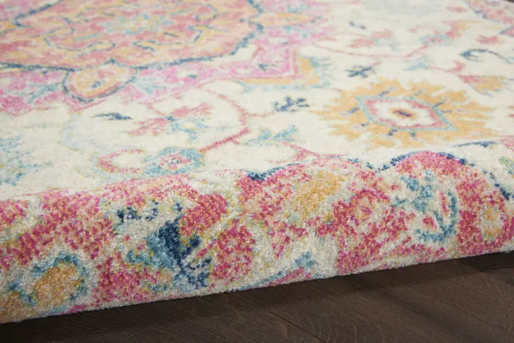 5' X 7' Pink And Ivory Southwestern Distressed Area Rug