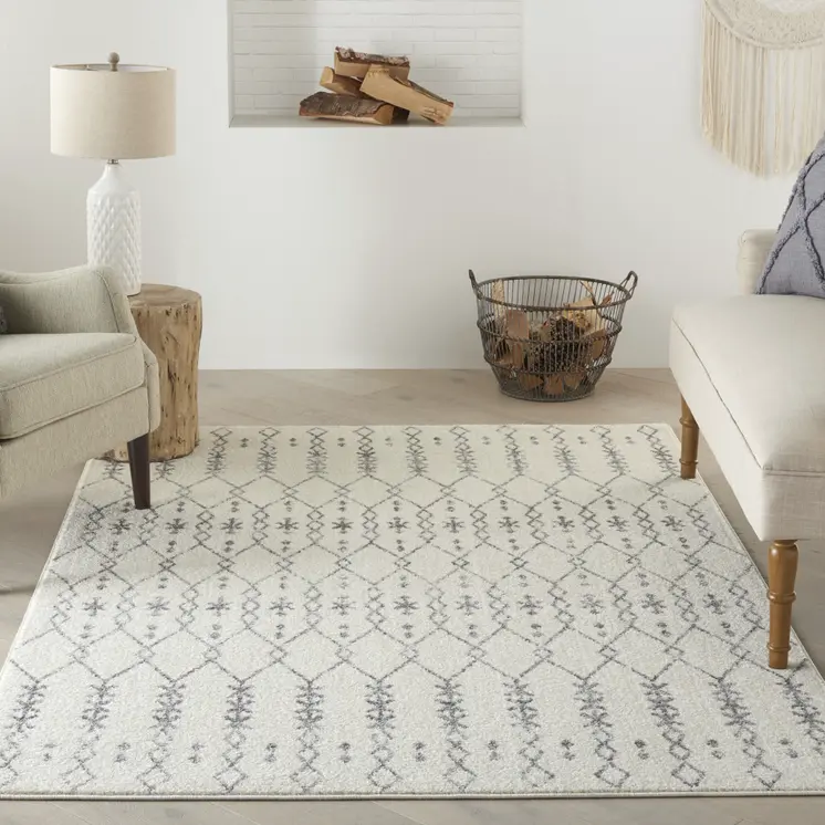 5' X 7' Gray And Ivory Geometric Distressed Area Rug