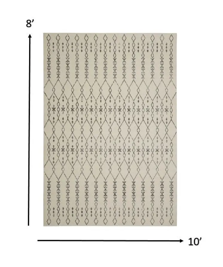 8' X 10' Gray And Ivory Geometric Distressed Area Rug