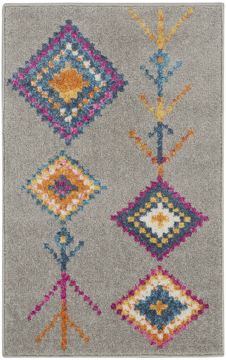 2' X 3' Gray And Ivory Geometric Area Rug