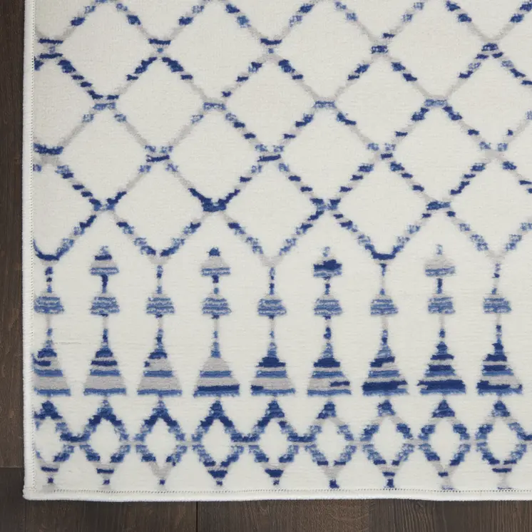 4' X 6' Ivory And Blue Geometric Area Rug