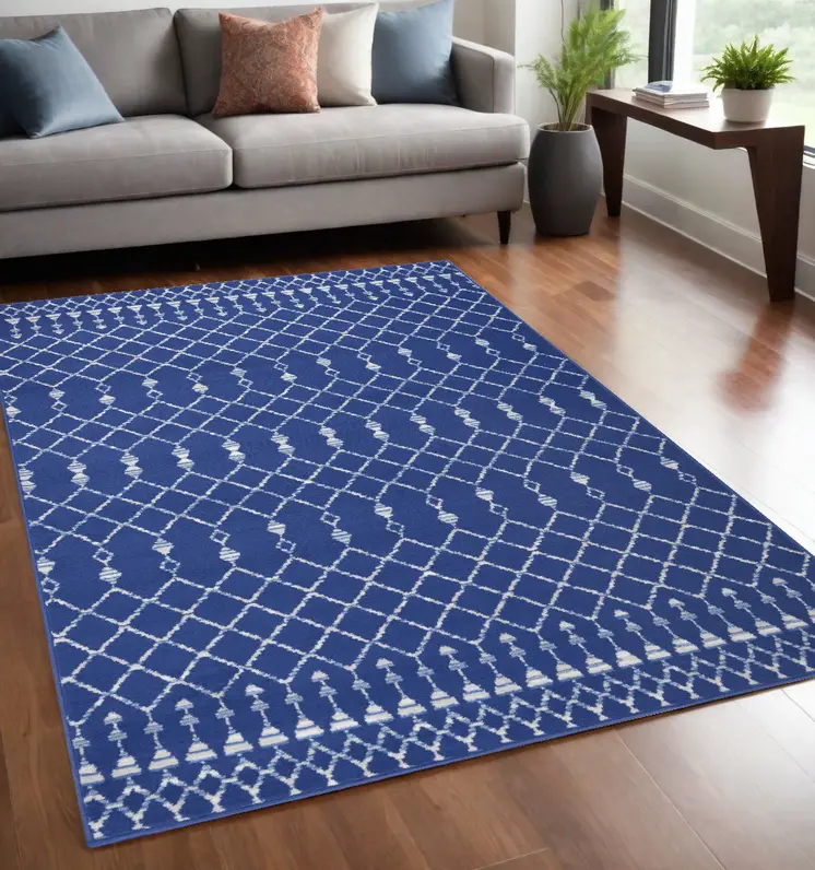5' X 7' Ivory And Blue Geometric Area Rug