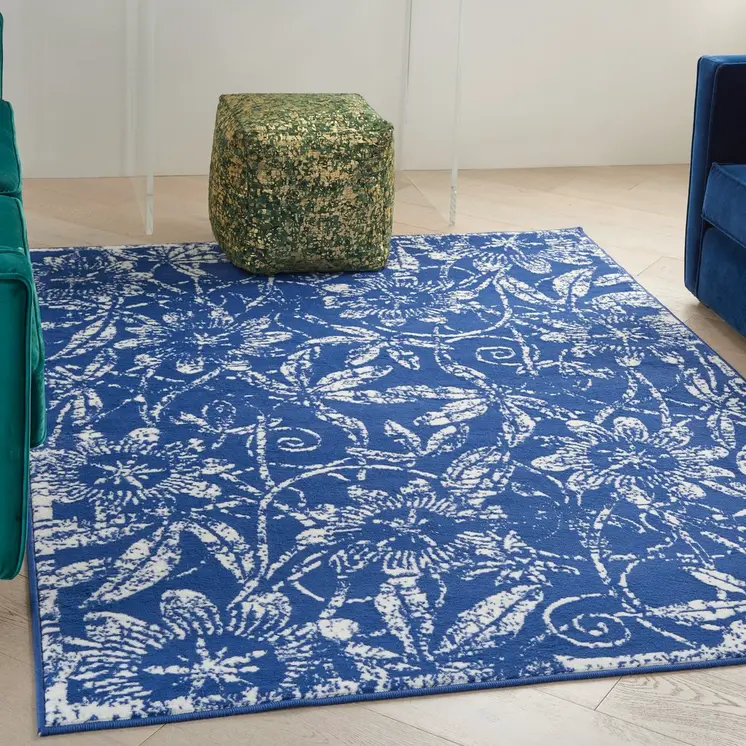 5' X 7' Ivory And Blue Floral Vines Distressed Area Rug