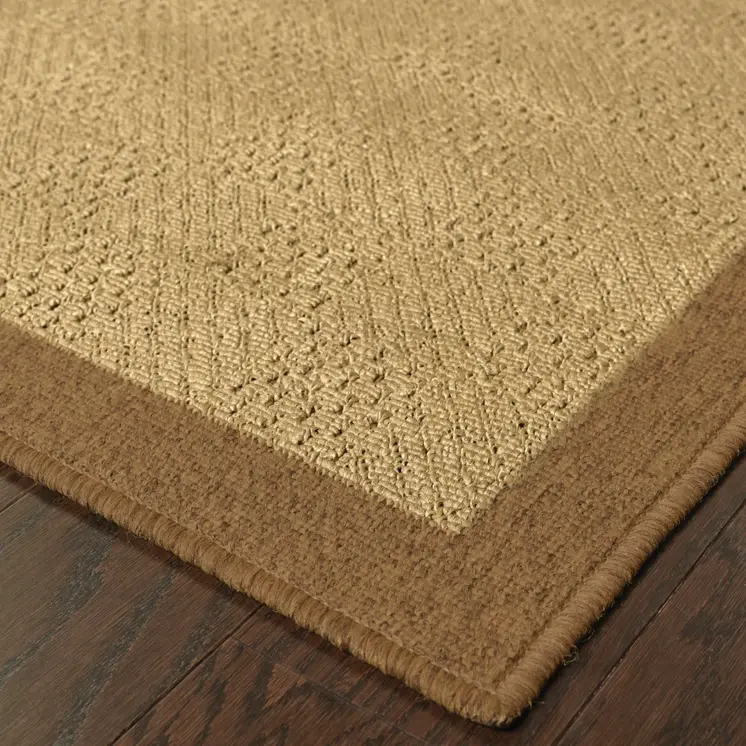 7' X 10' Beige Indoor Outdoor Area Rug