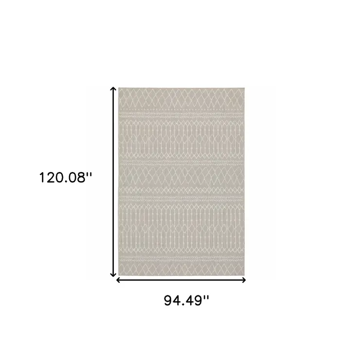 8' X 10' Gray And Ivory Indoor Outdoor Area Rug