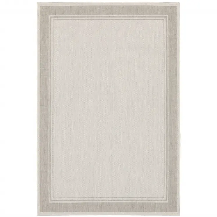 8' X 10' Gray And Ivory Indoor Outdoor Area Rug