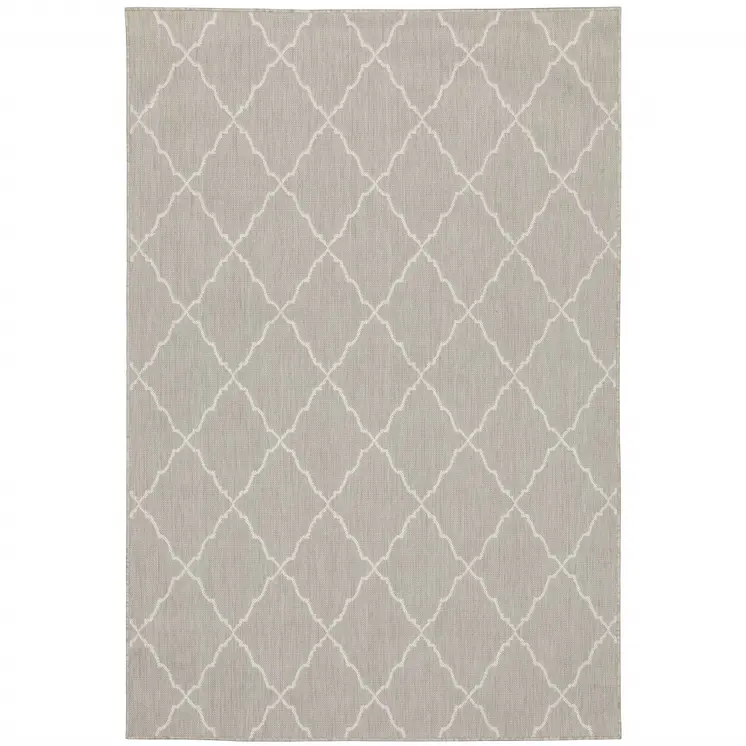 7' X 9' Gray And Ivory Indoor Outdoor Area Rug